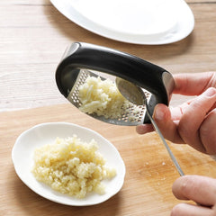 CHEFS RECOMMENDED TRENDY™ GARLIC PRESS